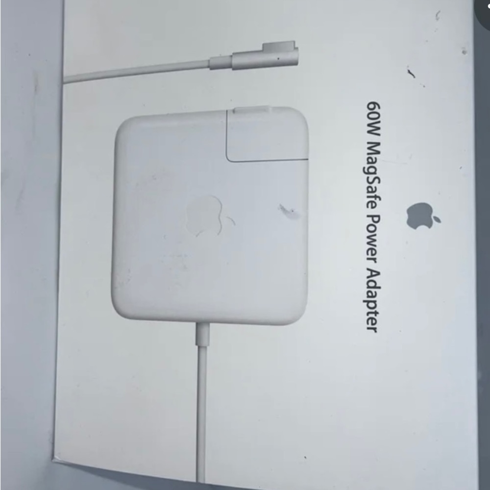 Apple MagSafe 60W power adapter